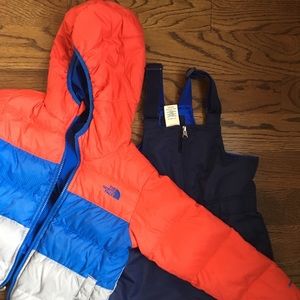 Very warm NorthFace reversible size 6 w/snowpants